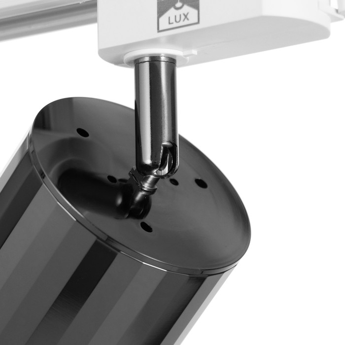 Светильник трековый Светильник трековый "Алисер" GU10 220В черный хром 7,5х7,5х20 см