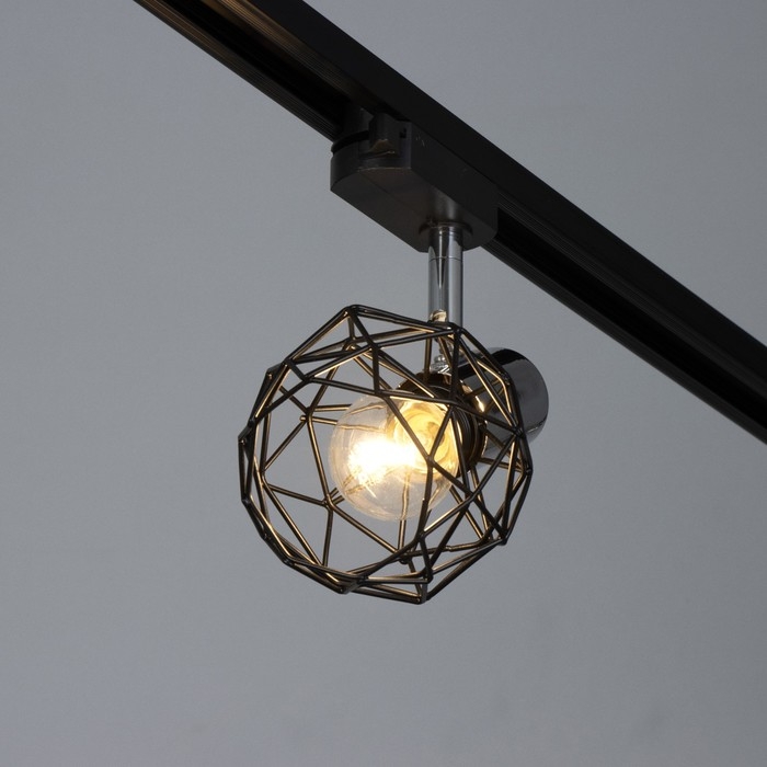 Светильник трековый Светильник трековый "Арпи" Е14 40Вт черный 15х12х18см