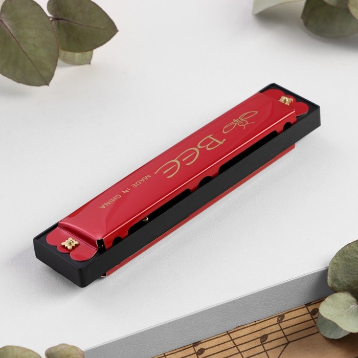 Губная гармошка Bee DF16A Red, 16 отверстий Губная гармошка Bee DF16A Red, 16 отверстий