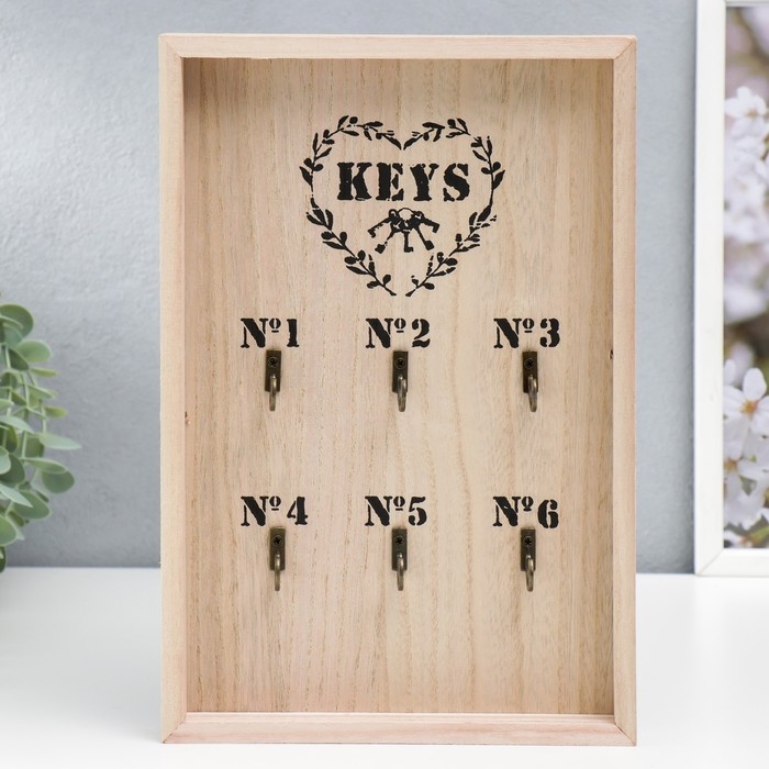 Крючки декоративные дерево 6 крючков Крючки декоративные дерево 6 крючков "Сердце с ключами" беж 30х20х3 см