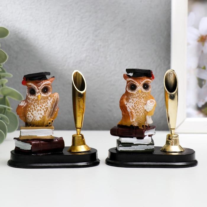 Сувенир полистоун с подставкой под ручку Сувенир полистоун с подставкой под ручку "Профессор филин на книгах" МИКС 7,5х6,5х4,2 см