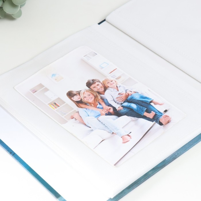 Фотоальбом на 40 фото 13х18 см Фотоальбом на 40 фото 13х18 см "Маки в вазе" в коробке 20,5х18х4,8 см