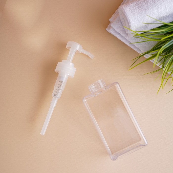 Дозатор для жидкого мыла Доляна, 500 мл, 6,5×15,5 см, цвет прозрачный Дозатор для жидкого мыла Доляна, 500 мл, 6,5×15,5 см, цвет прозрачный