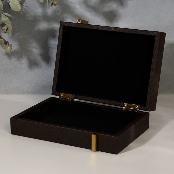 Шкатулка для украшений из кожзама, 23 х 16 х 7 см Шкатулка для украшений из кожзама, 23 х 16 х 7 см