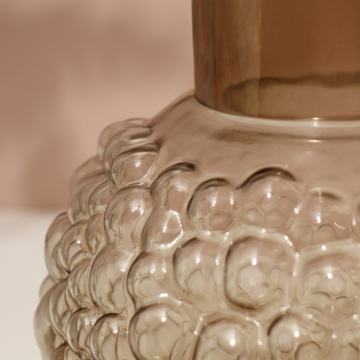 Ваза для цветов «Мальва» из темного прозрачного стекла 20 х 18 х 18 см Ваза для цветов «Мальва» из темного прозрачного стекла 20 х 18 х 18 см