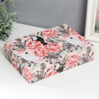 Шкатулка дерево "Какаду и тукан в цветочных джунглях" кожзам 5,5х24х17 см Шкатулка дерево "Какаду и тукан в цветочных джунглях" кожзам 5,5х24х17 см