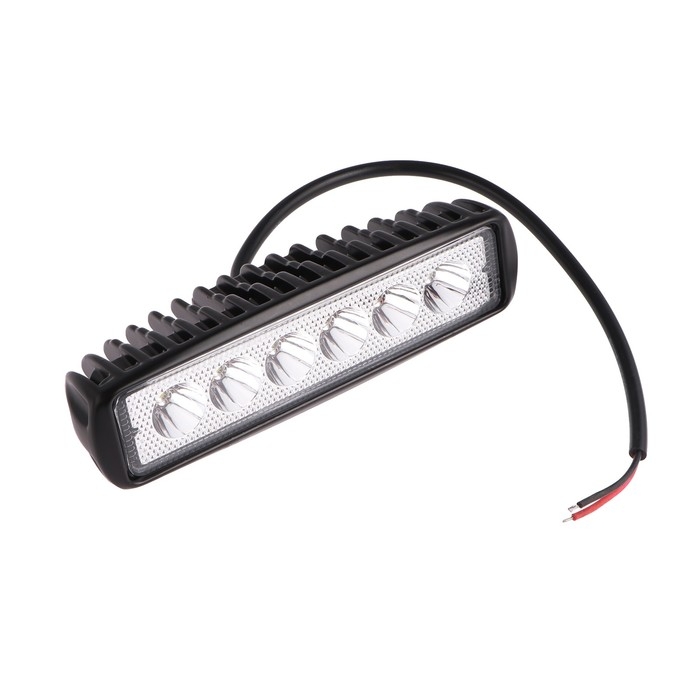 Фара светодиодная Skyway OFF ROAD, прямоугольная, 12 В/24 В, 18 Вт, 6000 K, 6 диодов, 152x40мм Фара светодиодная Skyway OFF ROAD, прямоугольная, 12 В/24 В, 18 Вт, 6000 K, 6 диодов, 152x40мм