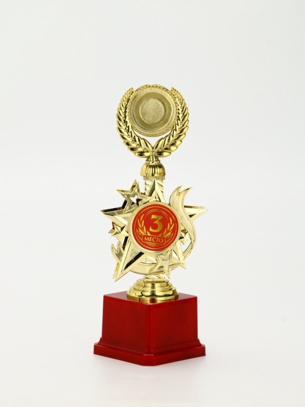 Кубок 192, 3 место, наградная фигура, золото, подставка пластик, 23 х 9 х 7.5 см Кубок 192, 3 место, наградная фигура, золото, подставка пластик, 23 х 9 х 7.5 см