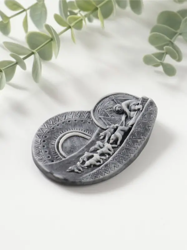 Магнит "Собачья упряжка мчится вдаль" (барельеф), 6см