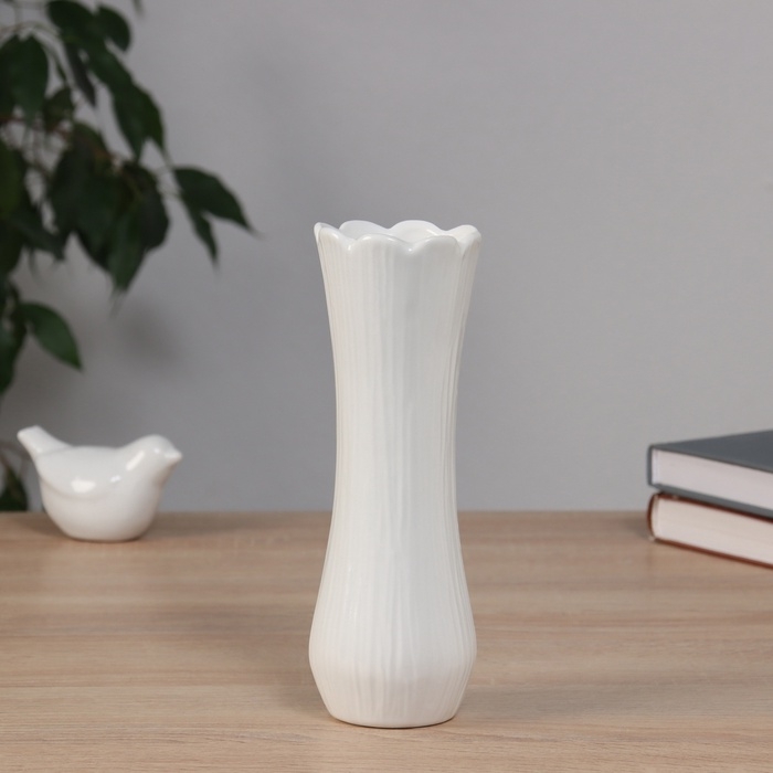 Ваза керамика настольная Ваза керамика настольная "Тириль" галант, 20,5х7 см, белый