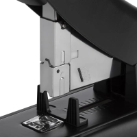 Степлер мощный Attache Quantum 23/6-23/24 до 200 листов, черный