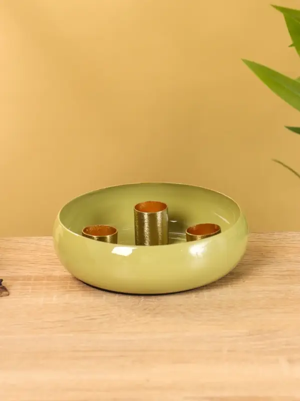 Подсвечник на 3 свечи на магнитах «Оливковый», 13.5×13.5×4 см Подсвечник на 3 свечи на магнитах «Оливковый», 13.5×13.5×4 см