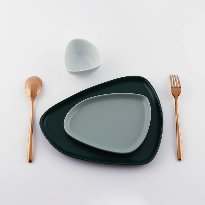 Тарелка керамическая «Тёмно-зелёная», 28×22 см Тарелка керамическая «Тёмно-зелёная», 28×22 см