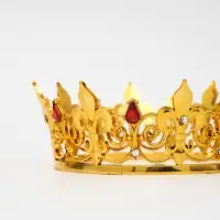 Топпер для торта &laquo;Корона&raquo;, 15&times;5.2 см, золотая с красными стразами