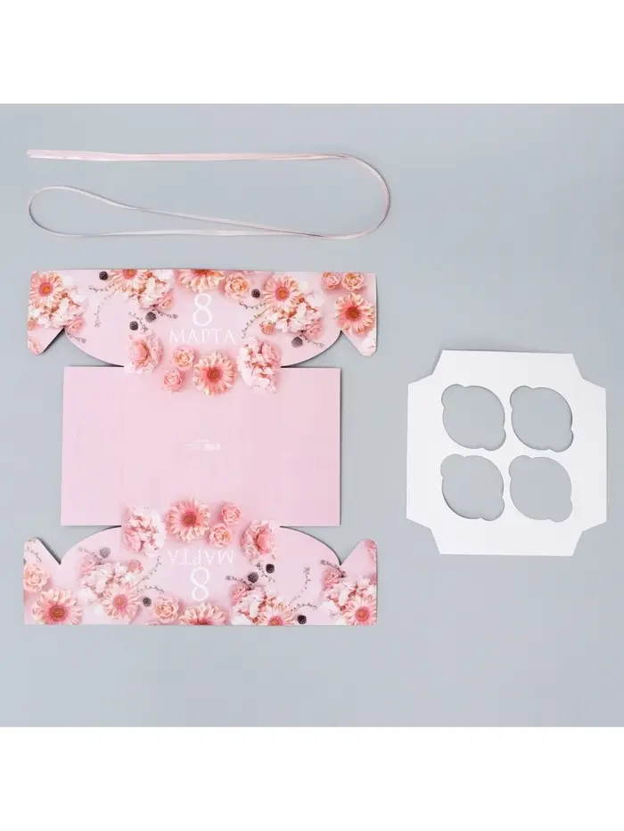 Коробка для капкейка, кондитерская упаковка, 4 ячейки &laquo;8 марта&raquo;, 16&times;16&times;10 см