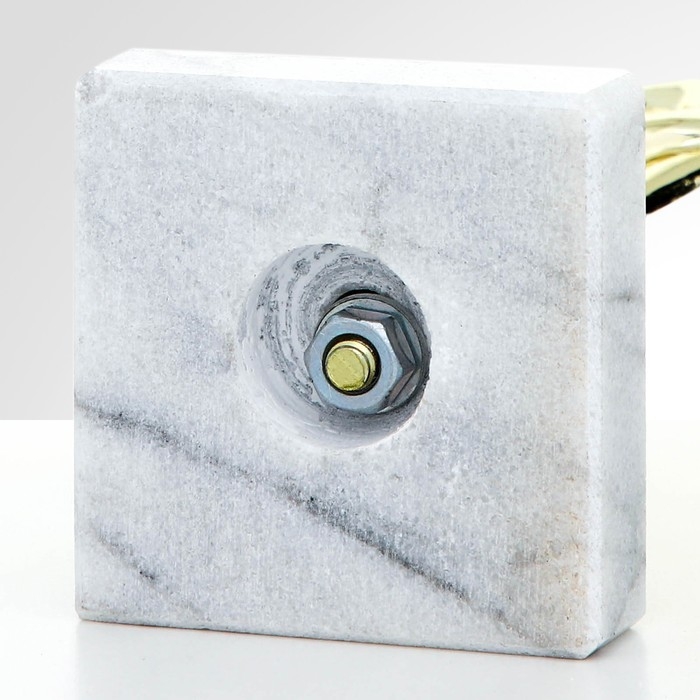 Кубок Кубок "Девушка в полете", подставка камень, 19 x 7 x 5 см.