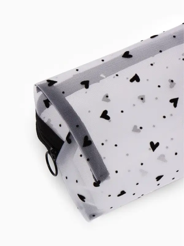 Косметичка дор Сердца, сетка 18*7,5*10, отд на молнии, белый Косметичка дор Сердца, сетка 18*7,5*10, отд на молнии, белый