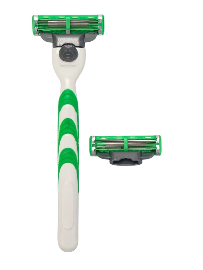 Станок Gillette Mach3 + 2 сменные кассеты цвет зеленый