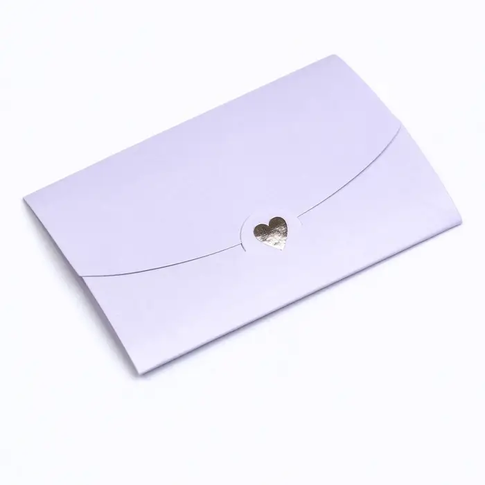 Конверт для подарочного сертификата, с тиснением, лаванда, 10.5&times;7 см