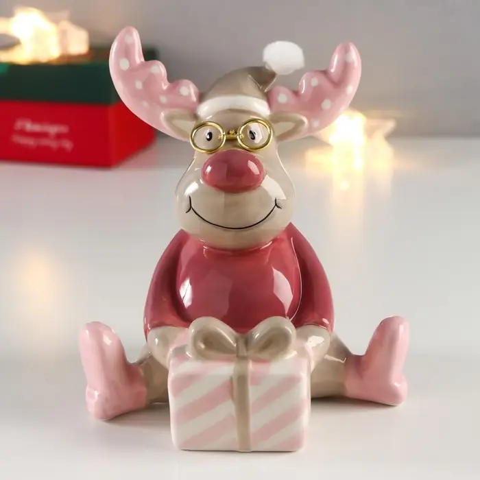 Сувенир керамика Сувенир керамика "Лосик в очках, с подарком" цветной 12,5х9,2х11 см