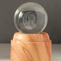 Сувенир стекло свет "Шар. Космонавт на месяце" 6хLED шар d=6 см, крутится, USB 7х7х10 см Сувенир стекло свет "Шар. Космонавт на месяце" 6хLED шар d=6 см, крутится, USB 7х7х10 см