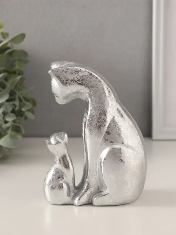Фигурка полистоун &laquo;Кошка с котёнком&raquo;, серебро, 10&times;6&times;13.5 см