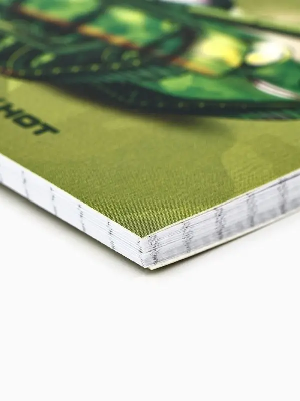 Блокнот А7, 32 л. в мягкой обложке, на гребне &laquo;Юный герой&raquo;