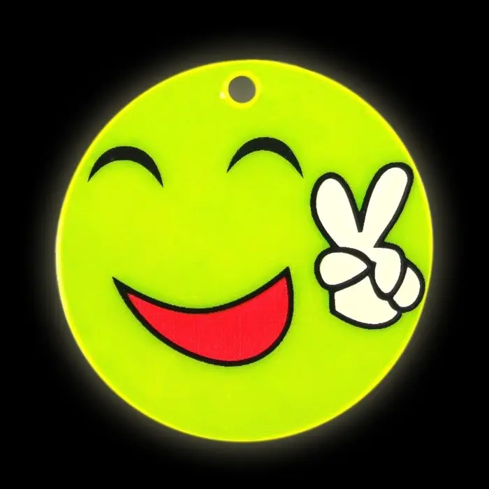 Светоотражающий элемент «Смайлик. Мир», двусторонний, d=5.3 см, жёлтый Светоотражающий элемент «Смайлик. Мир», двусторонний, d=5.3 см, жёлтый