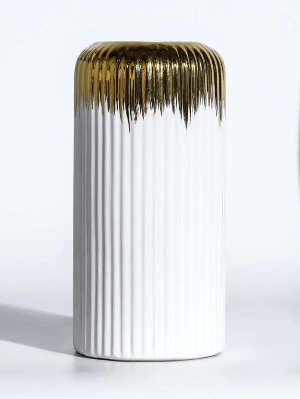 Ваза керамика настольная Ваза керамика настольная "Дакей" d=20х10, d=6 см, белый