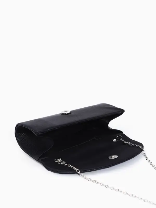 Сумка-клатч вечерняя на магните, на серебристой цепочке, чёрная