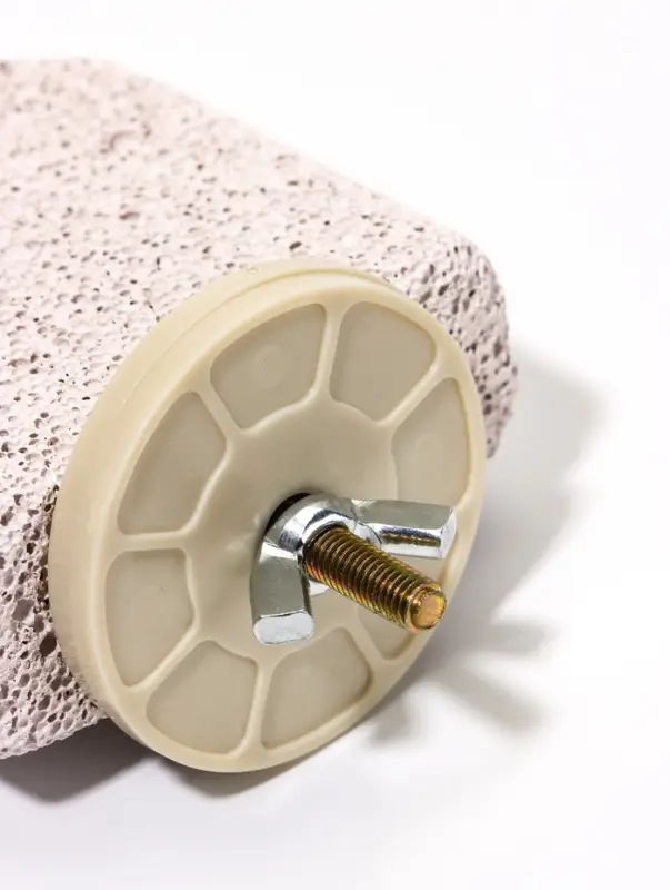 Минеральная жёрдочка для птиц &laquo;Пристань&raquo;, 7&times;6 см