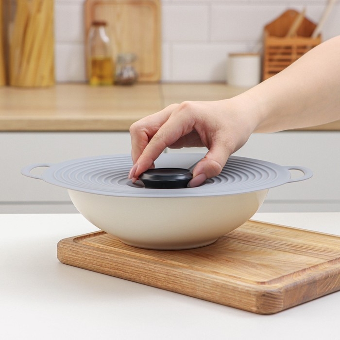 Крышка универсальная Доляна, силикон, d=22,5 см, цвет серый Крышка универсальная Доляна, силикон, d=22,5 см, цвет серый