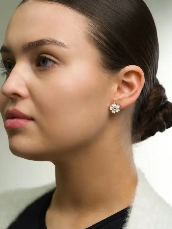 Серьги пусеты One year, 12 пар, весеннее ассорти, бело-чёрные в золоте