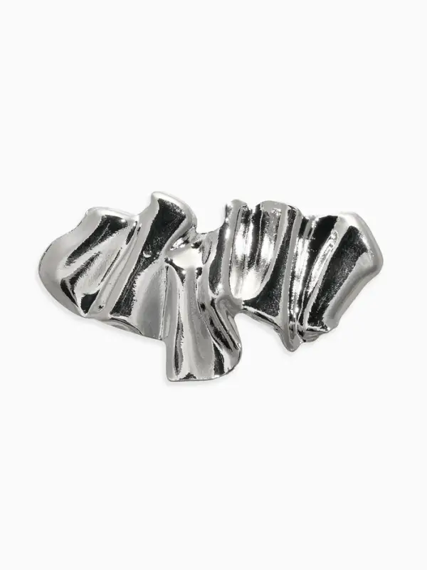 Брошь корейский стиль Брошь корейский стиль "Мятая" цвет серебро