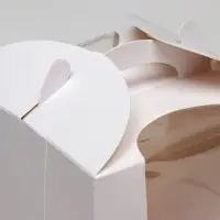 Коробка под бенто-торт с окном, белая, 15&times;15&times;18 см