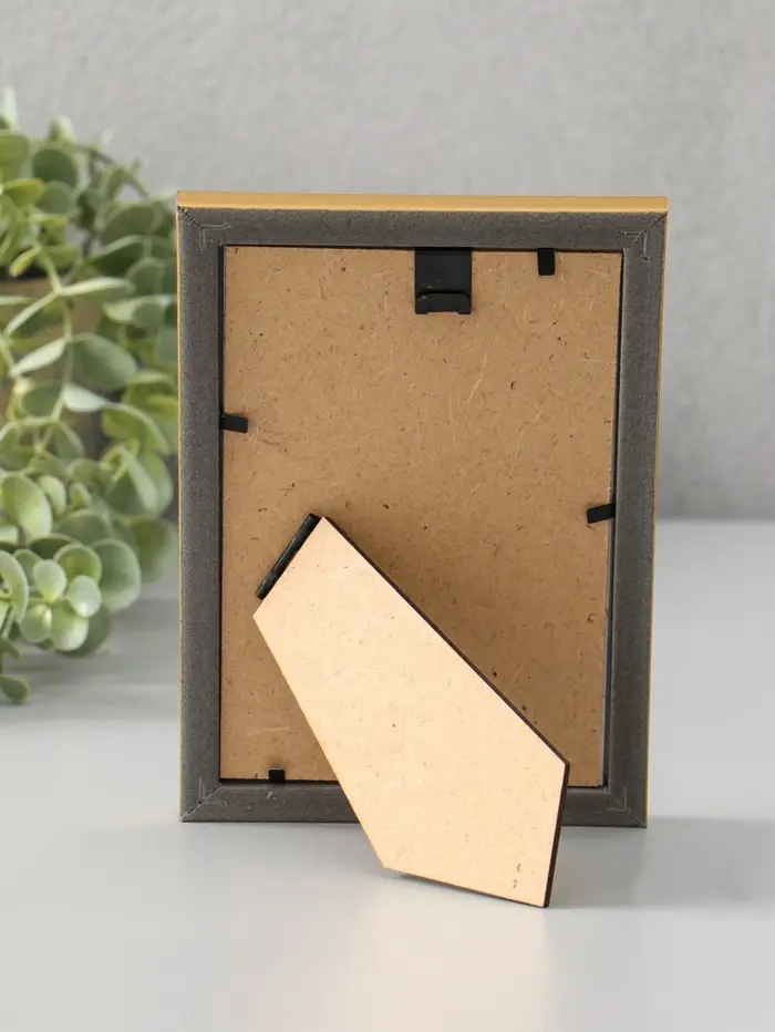 Фоторамка для фото 10х15 см "Oframe", пластик, золотой, (пластиковый экран)