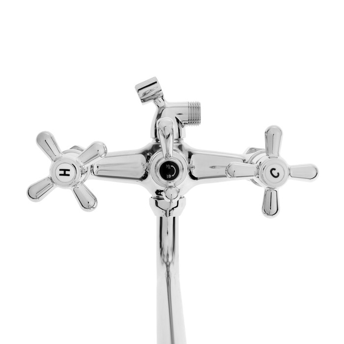 Смеситель для ванны  Смеситель для ванны "Центр Сантехники" 15417, двухвентильный, настенный, с душевым набором, хром