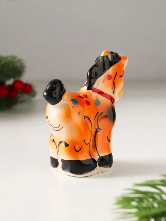 Сувенир Конь Яхонт, 8х8,5х3,5 см, гжель, цвет