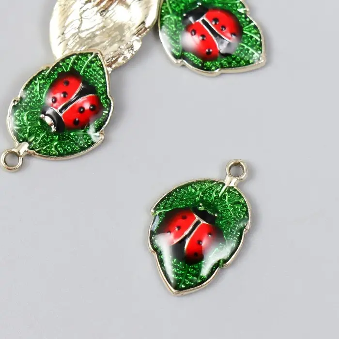 Декор для творчества металл, эмаль "Божья коровка на листе" 1,5х2,3 см