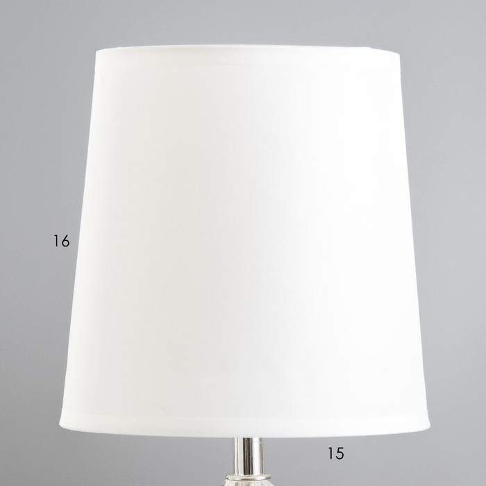 Настольная лампа Настольная лампа "Ванесса" Е14 40Вт хром 22,5х22,5х28 см RISALUX