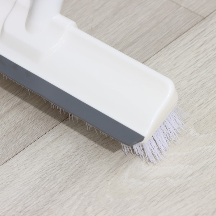 Щётка для подметания пола с водосгоном Доляна, черенок из нержавеющей стали, 28×6,5×117 см Щётка для подметания пола с водосгоном Доляна, черенок из нержавеющей стали, 28×6,5×117 см