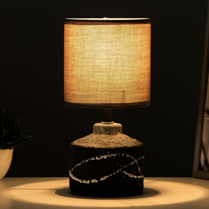 Настольная лампа Настольная лампа "Аста" Е14 40Вт серый 12х12х26 см RISALUX