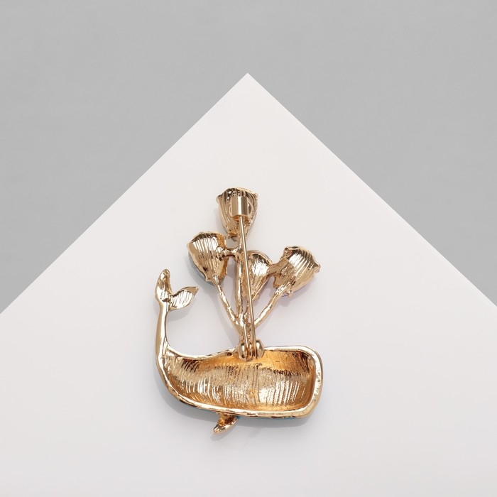 Брошь «Кит» улыбчивый, цветная в золоте Брошь «Кит» улыбчивый, цветная в золоте