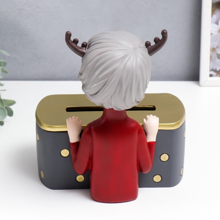 Сувенир полистоун салфетница  Сувенир полистоун салфетница "Девочка с оленьими рожками с красным пузырём" 22х26х19 см