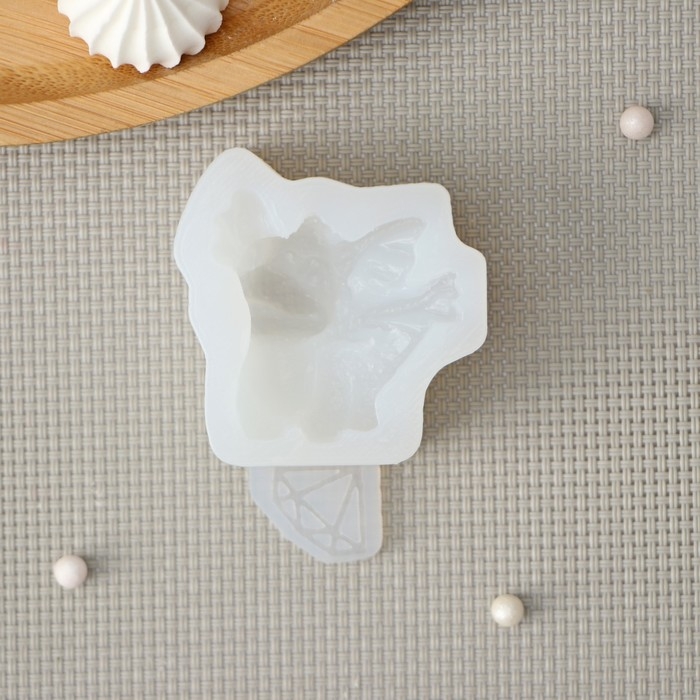 Силиконовая молд «Конфетка дракоша», 3.8×3.8 см, толщина 2.2 см, цвет прозрачный Силиконовая молд «Конфетка дракоша», 3.8×3.8 см, толщина 2.2 см, цвет прозрачный