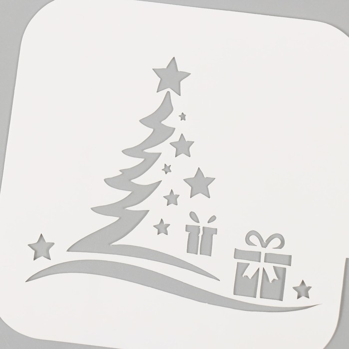 Трафарет пластиковый Трафарет пластиковый "Елка с подарком", размер 9х9 см