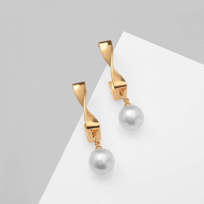 Серьги с жемчугом «Абстракция» завиток, цвет золото Серьги с жемчугом «Абстракция» завиток, цвет золото