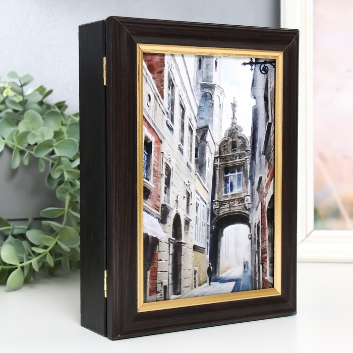 Ключница Ключница "Старинная арка" венге 15х21 см