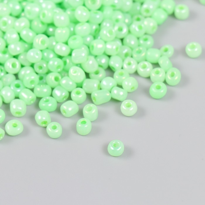 Бисер стекло 6/0  Бисер стекло 6/0 "Зелёный чай" полупрозрачный перламутр 450 гр
