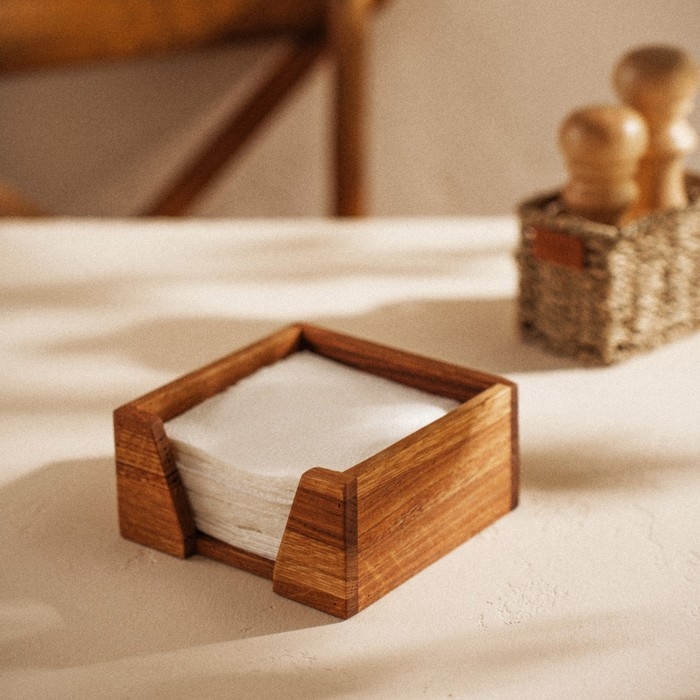 Салфетница из дуба Sima-Land Home, 14,5×14,5×7 см Салфетница из дуба Sima-Land Home, 14,5×14,5×7 см